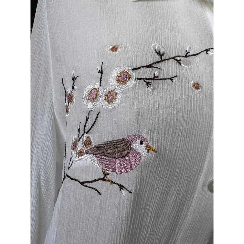 New Lauren Conrad Women's White Boho Button Down Bird Embroidered Shirt Size M